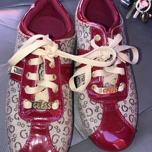 Guess tennis shoes